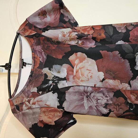 Torrid Floral Print Dress - Size 00 - Picture 2 of 5